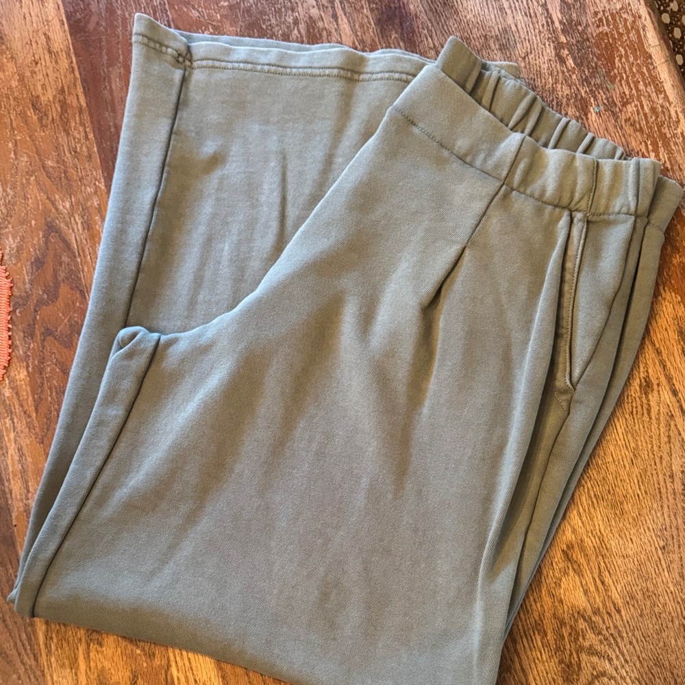Aerie trouser sweatpants